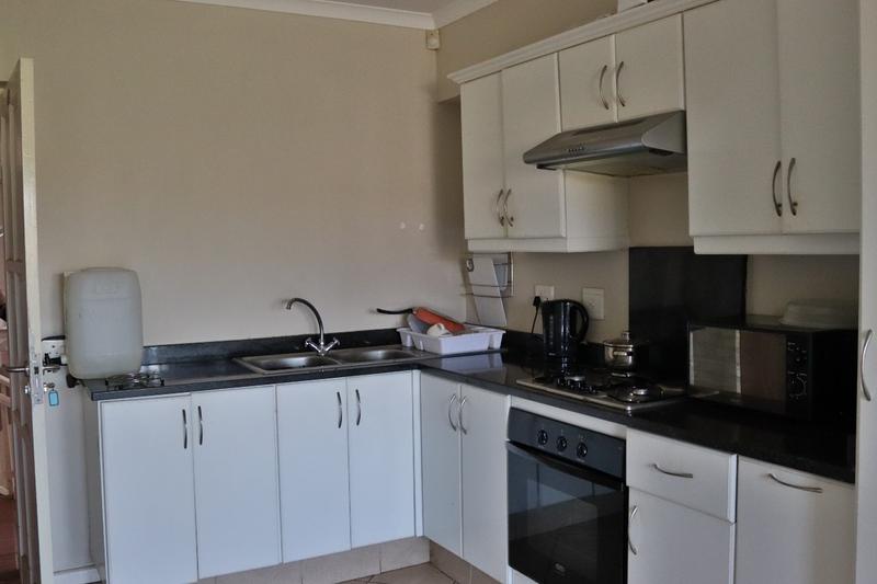 To Let 2 Bedroom Property for Rent in Grahamstown Eastern Cape